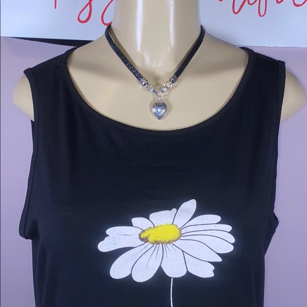 MissLook NWOT Tee Tank Size XL 💕 - Picture 2 of 9